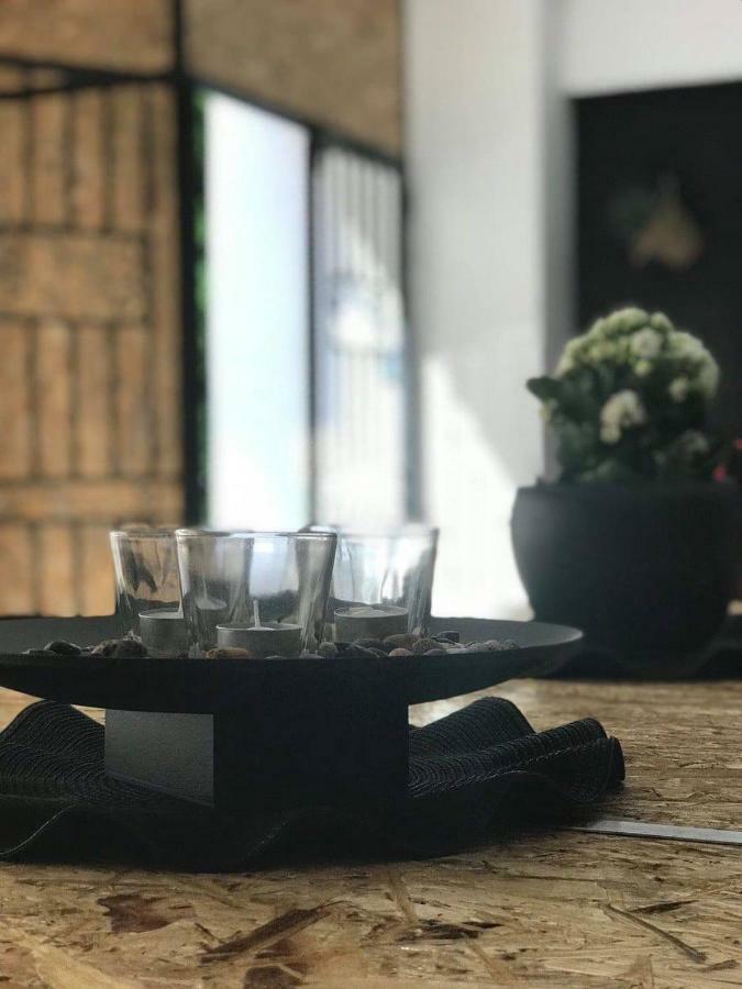 比雷埃夫斯高级套房酒店 外观 照片